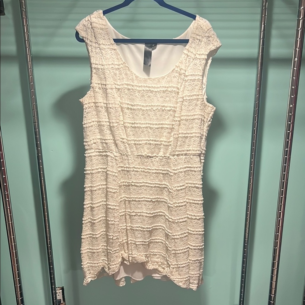 Elegant White Lace Dress